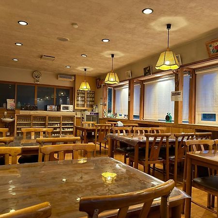 Kagura House Hotel Yuzawa  Exterior photo