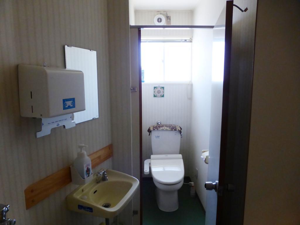 Kagura House Hotel Yuzawa  Exterior photo